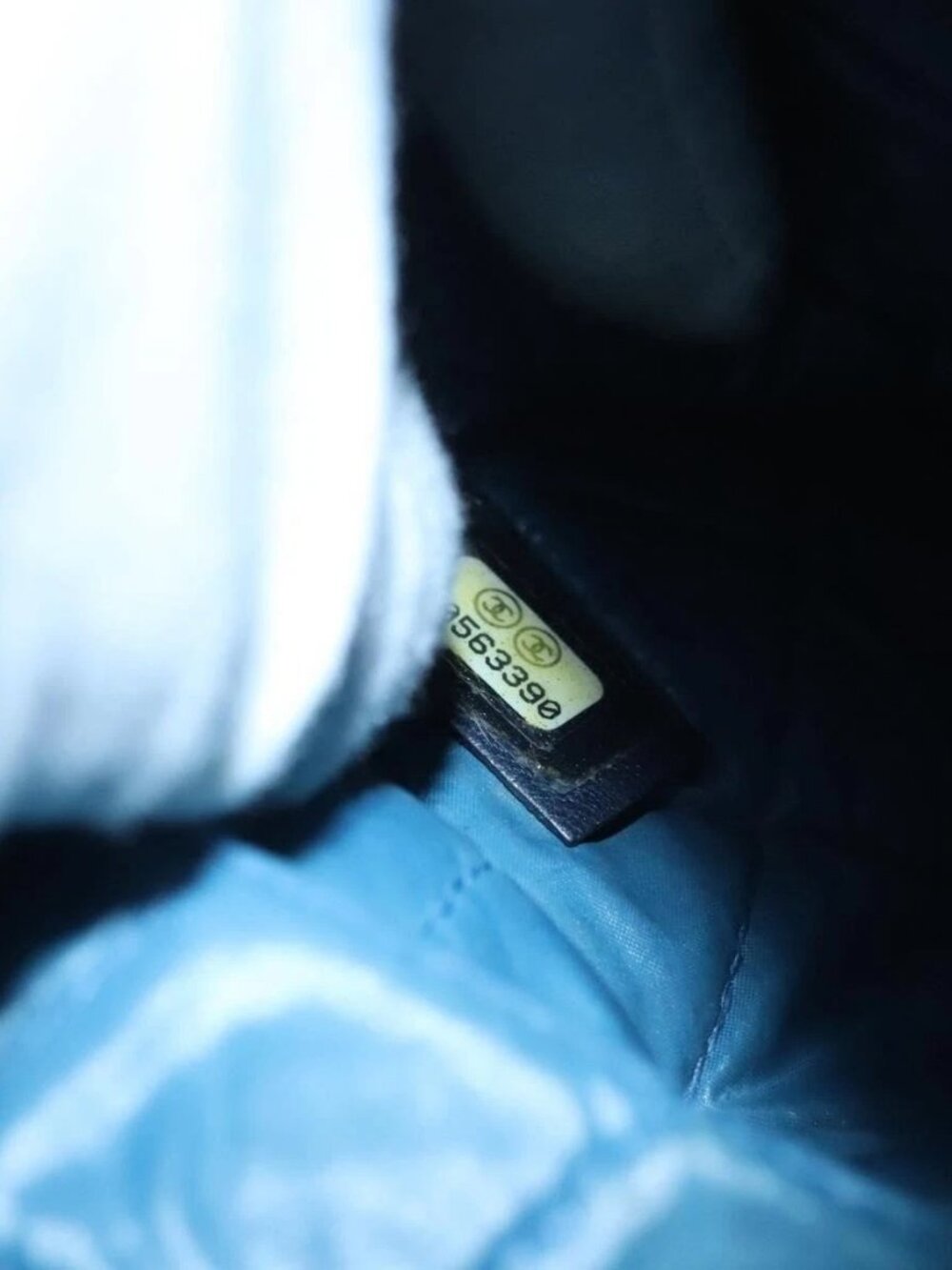 CHANEL Matelasse Clutch Bag Lamb Skin Multicolor CC Auth 112262 - Picture 13 of 16